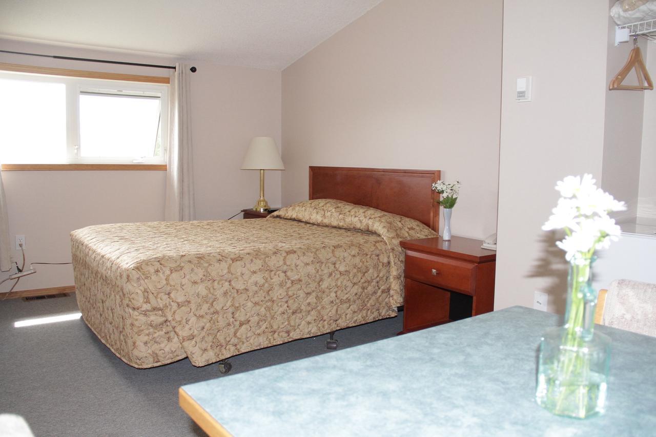 Garden Court Motel Manning Ngoại thất bức ảnh